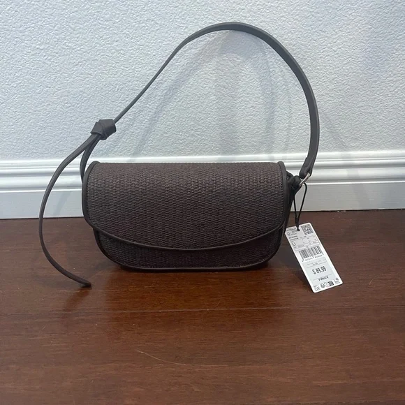 mango raffia shoulder bag with flap in chocolate nwt